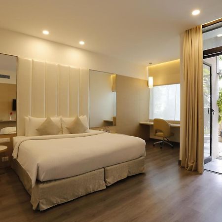 Sarovar Portico Outer Ring Road Bangalore Exterior photo
